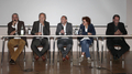 Beim Forum Baukultur entwickelte sich eine angeregte Diskussion mit dem Publikum. Auf dem Podium (von links): Kreisheimatpfleger Peter Kern, Landrat Hans-Joachim Weirather, Moderator Thomas Drexel, Professorin Annette Plankensteiner, Architekt Thomas Laue