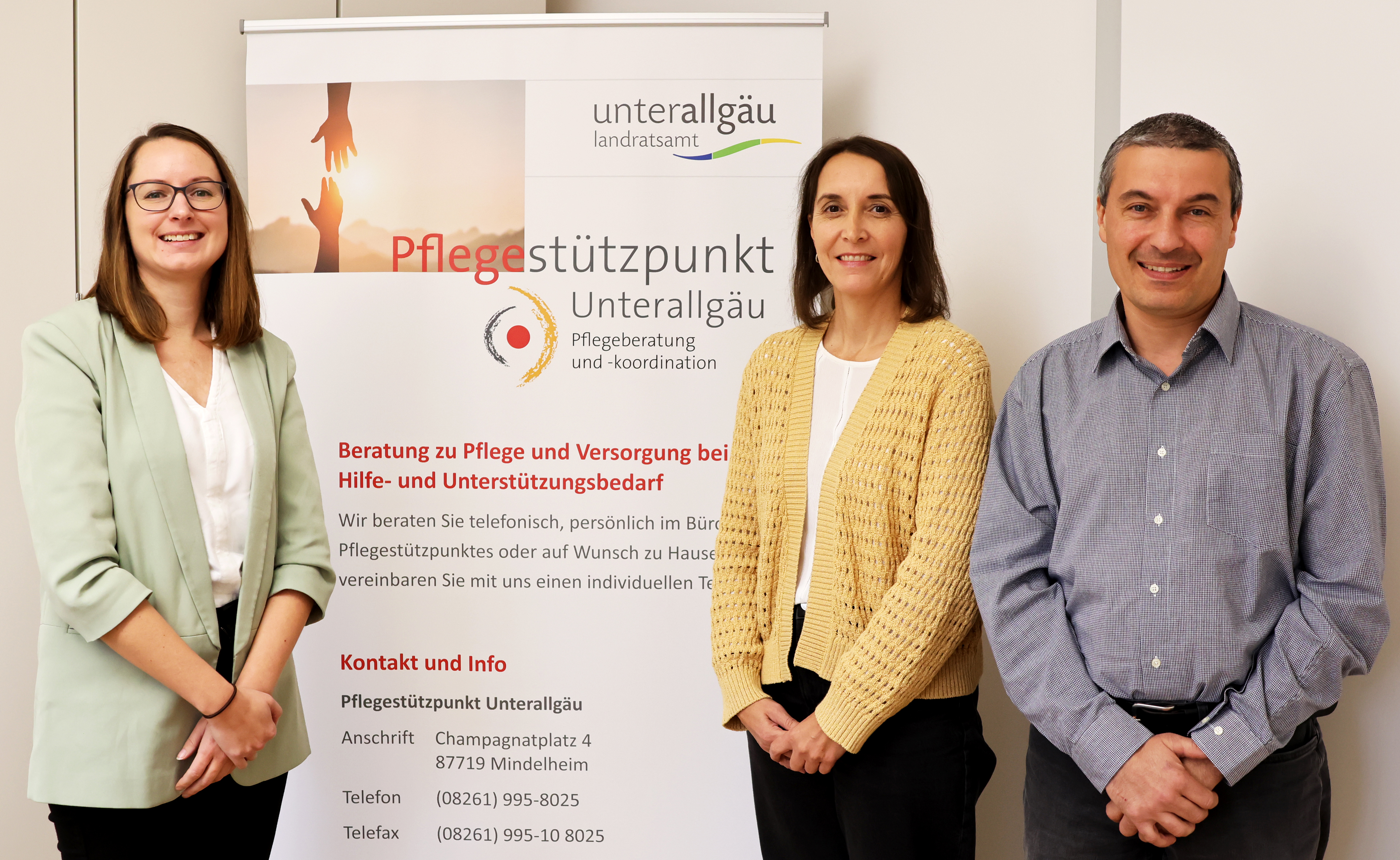 Das Team des Unterallgäuer Pflegestützpunkts berät rund um das Thema Pflege. Unser Bild zeigt Daniela Speckamp, Monika Spachtholz und Dirk Bäurle (von links).
Foto: Sylvia Rustler/Landratsamt Unterallgäu 
