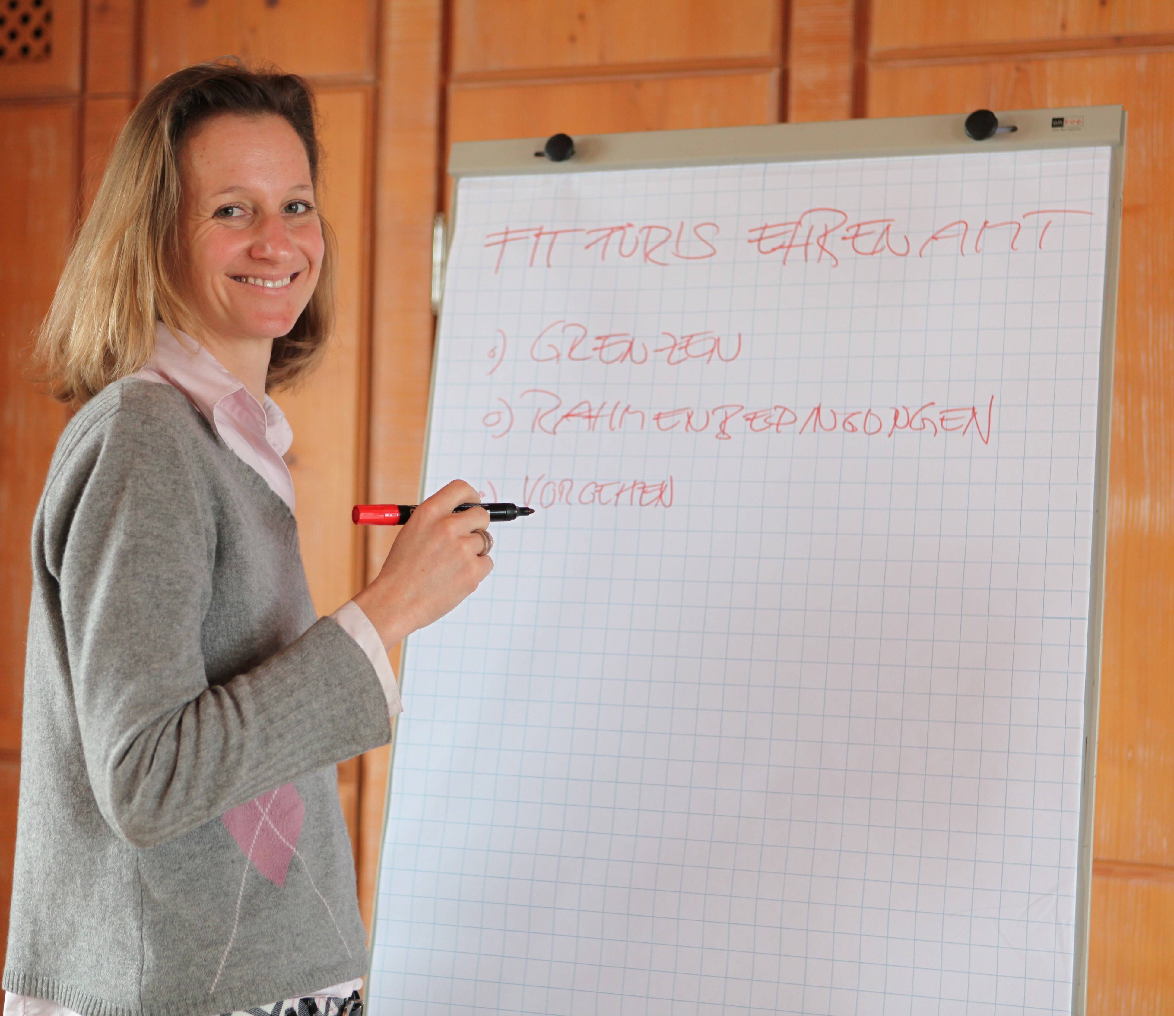 Isabel Krings von der Freiwilligenagentur Schaffenslust macht im Mai wieder fit fürs Ehrenamt. Foto: Sylvia Rustler/Landratsamt Unterallgäu